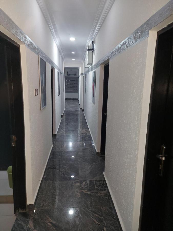Rush Hotel & Apartments ラゴス エクステリア 写真